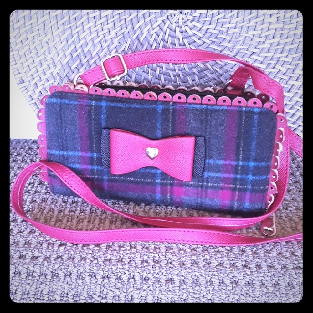 Floozie Crossbody bag new no tag
